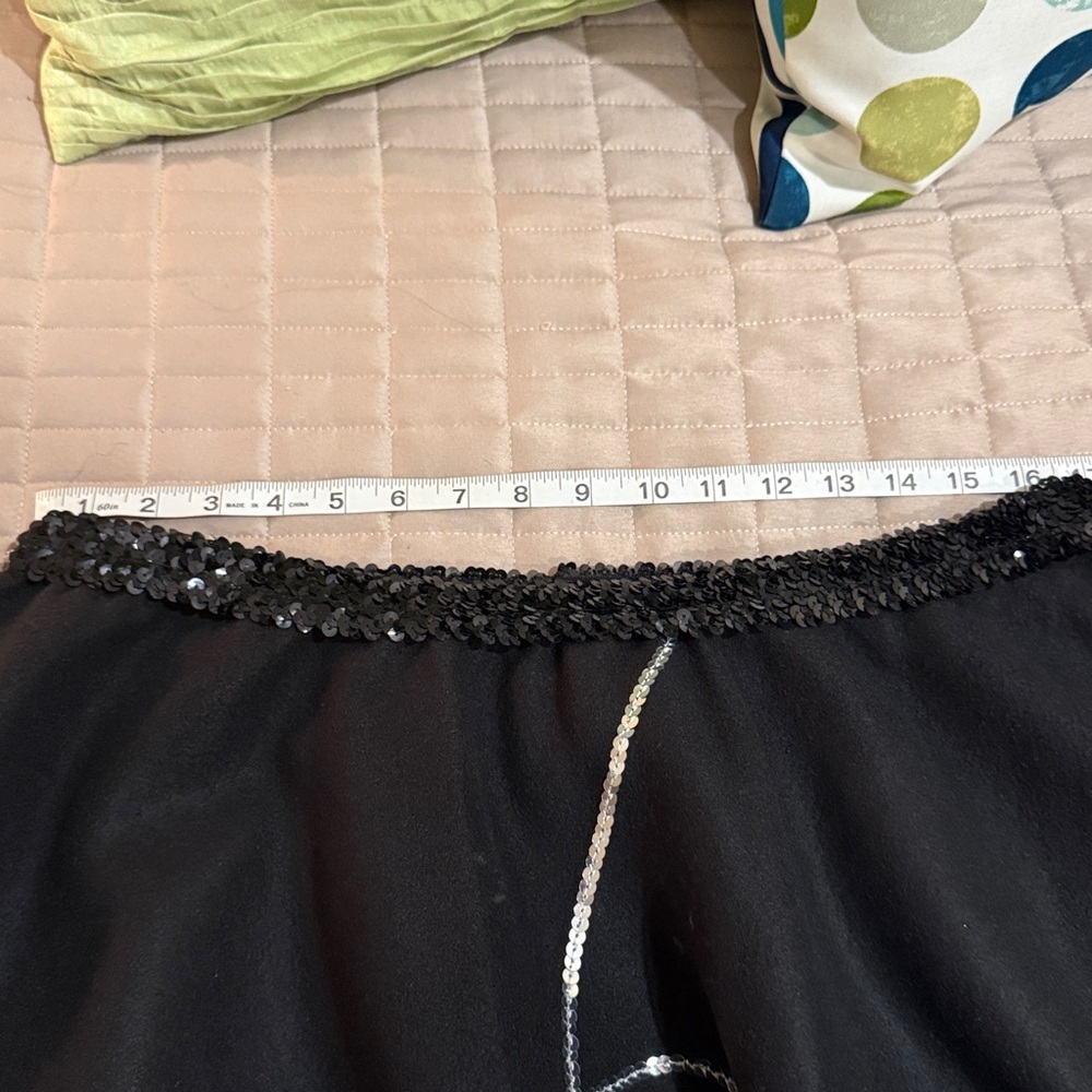 Women’s Poodle Skirt - Picture 13 of 14